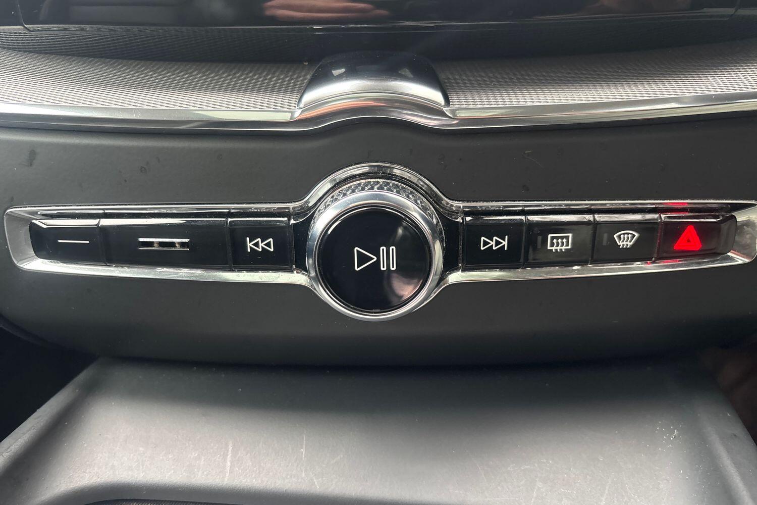 Used Volvo XC60 2019 for sale - 76819031: Photo 18