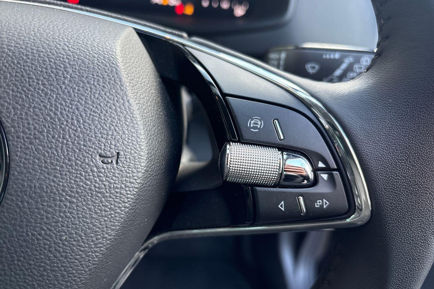 Used Skoda Karoq 2023 for sale - 76393957: Photo 25