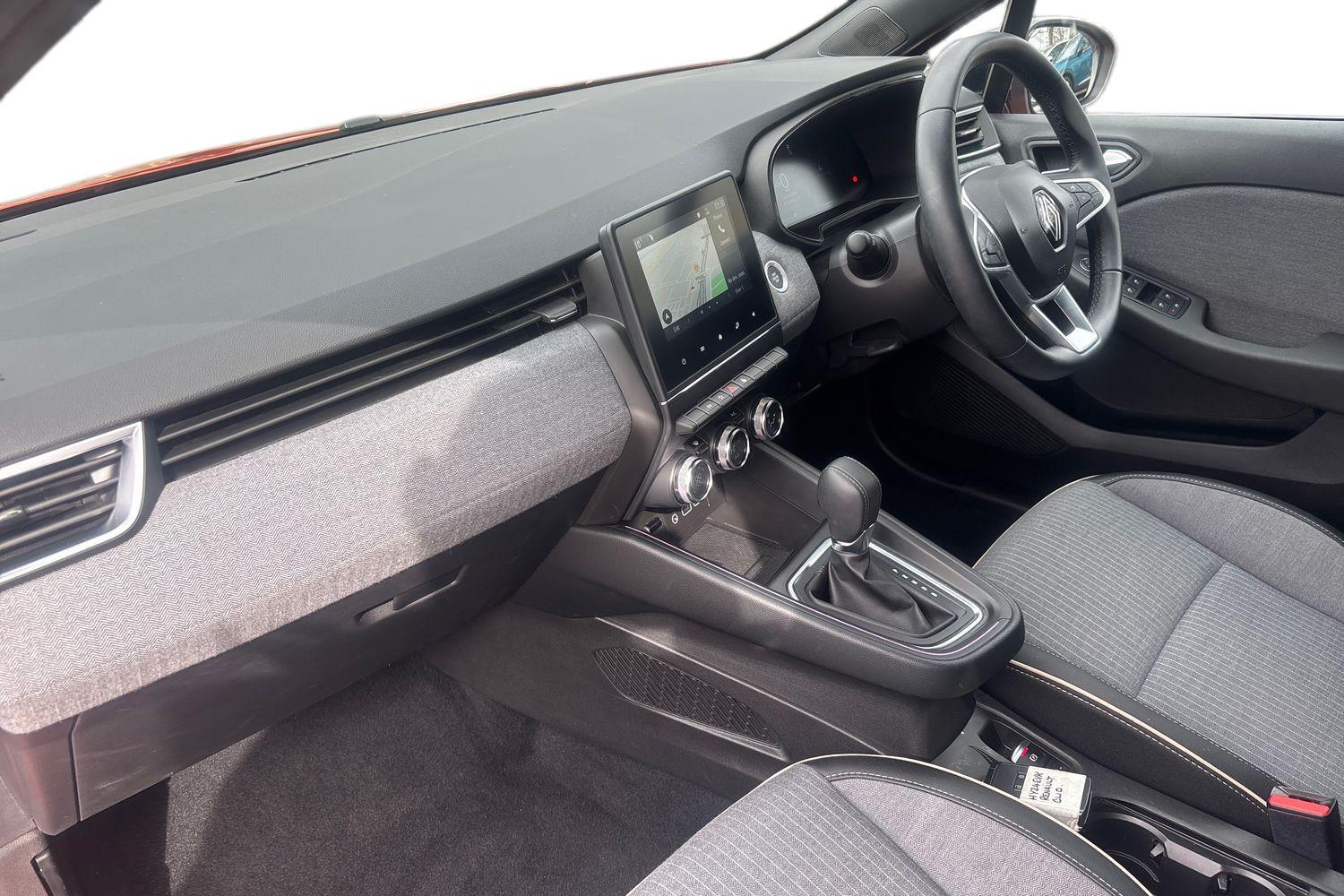 Used Renault Clio 2024 for sale - 77890361: Photo 8