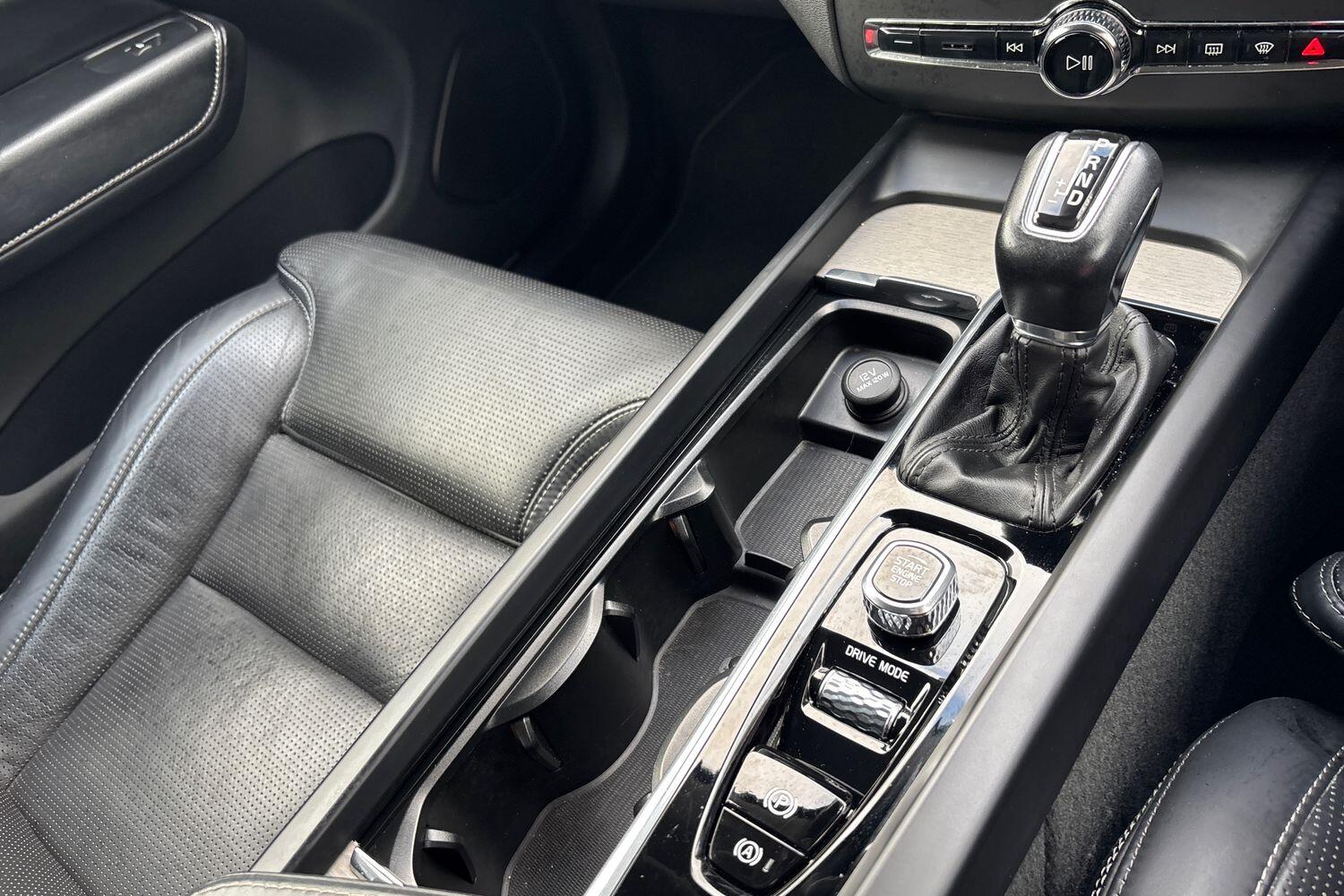 Used Volvo XC60 2018 for sale - 77526033: Photo 11