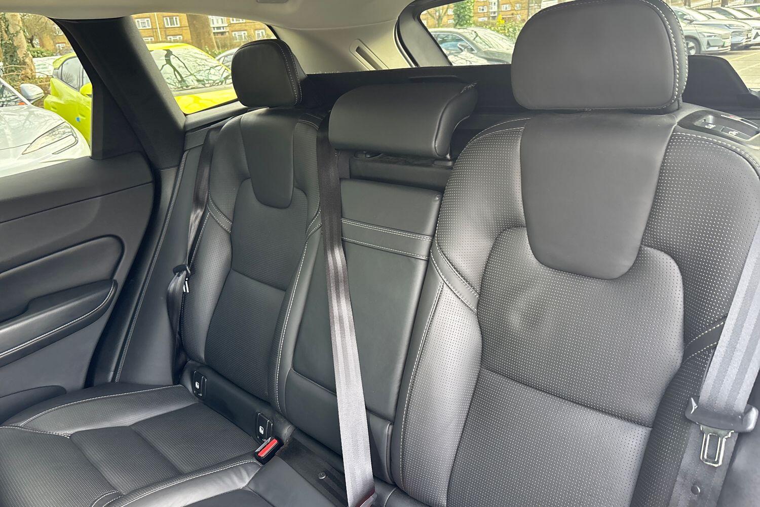 Used Volvo XC60 2018 for sale - 77526033: Photo 15