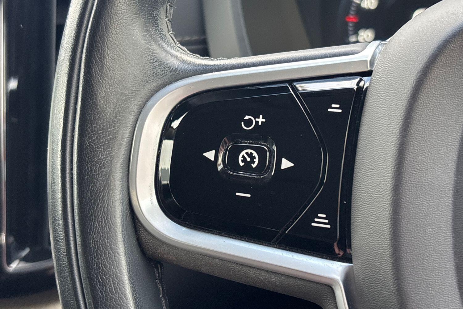 Used Volvo XC60 2018 for sale - 77526033: Photo 21