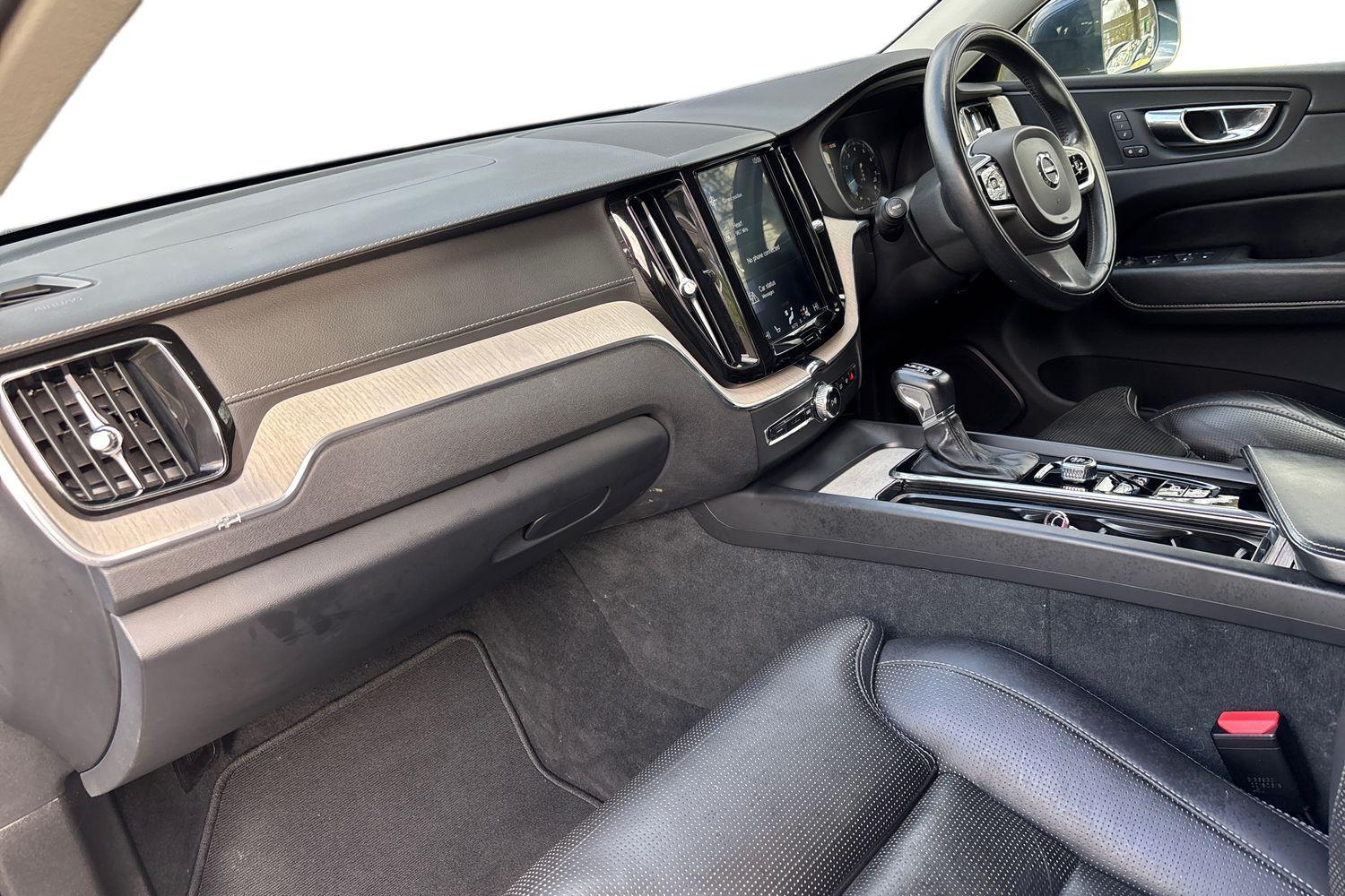 Used Volvo XC60 2018 for sale - 77526033: Photo 8