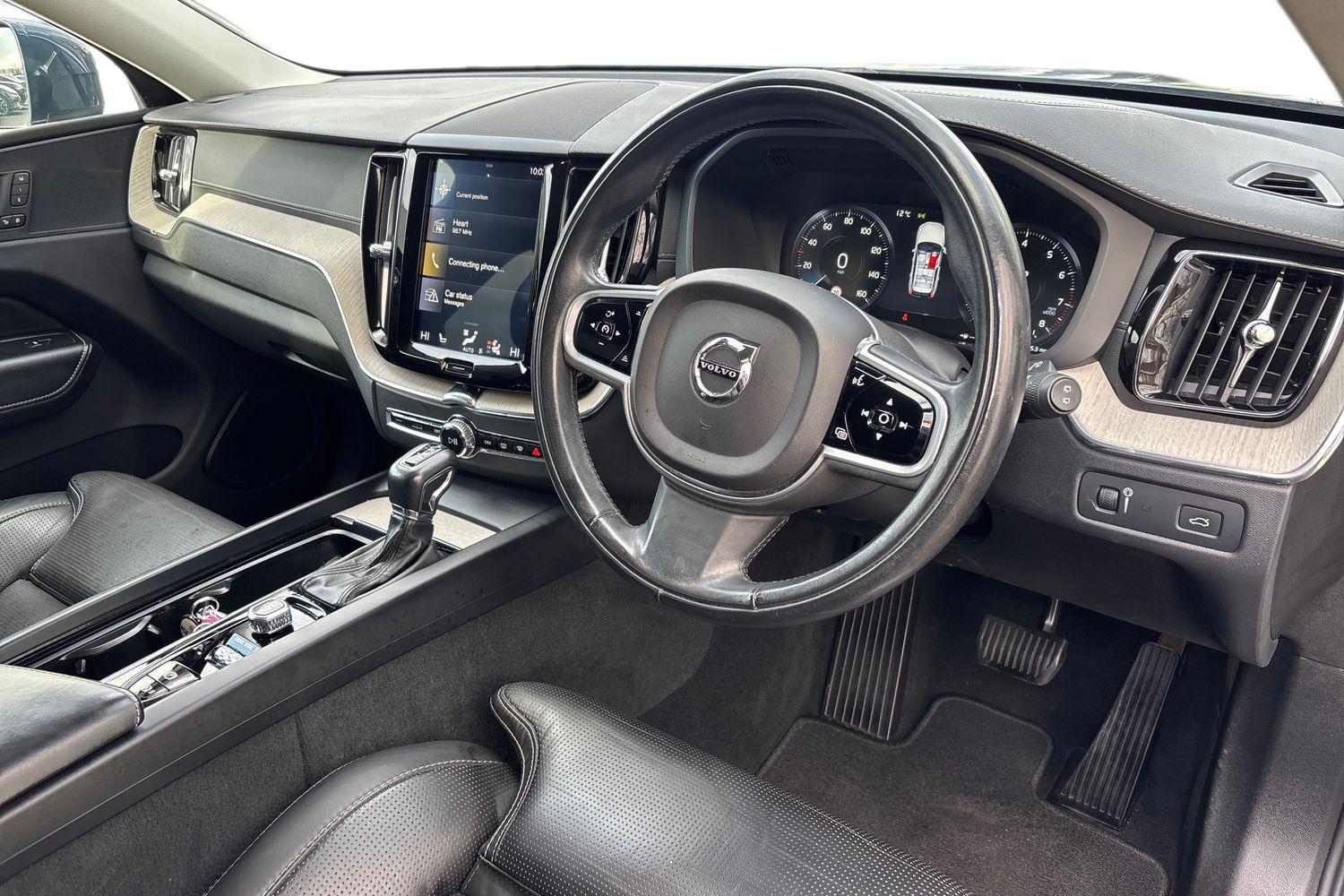 Used Volvo XC60 2018 for sale - 77526033: Photo 9