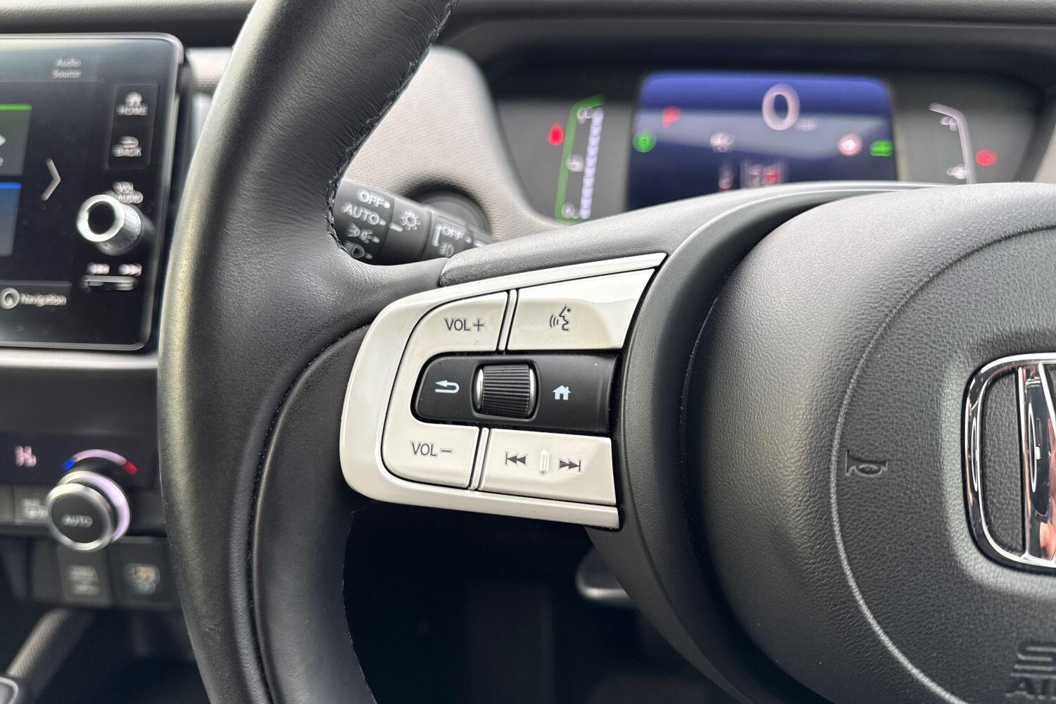 Used Honda Jazz 2023 for sale - 76932238: Photo 17