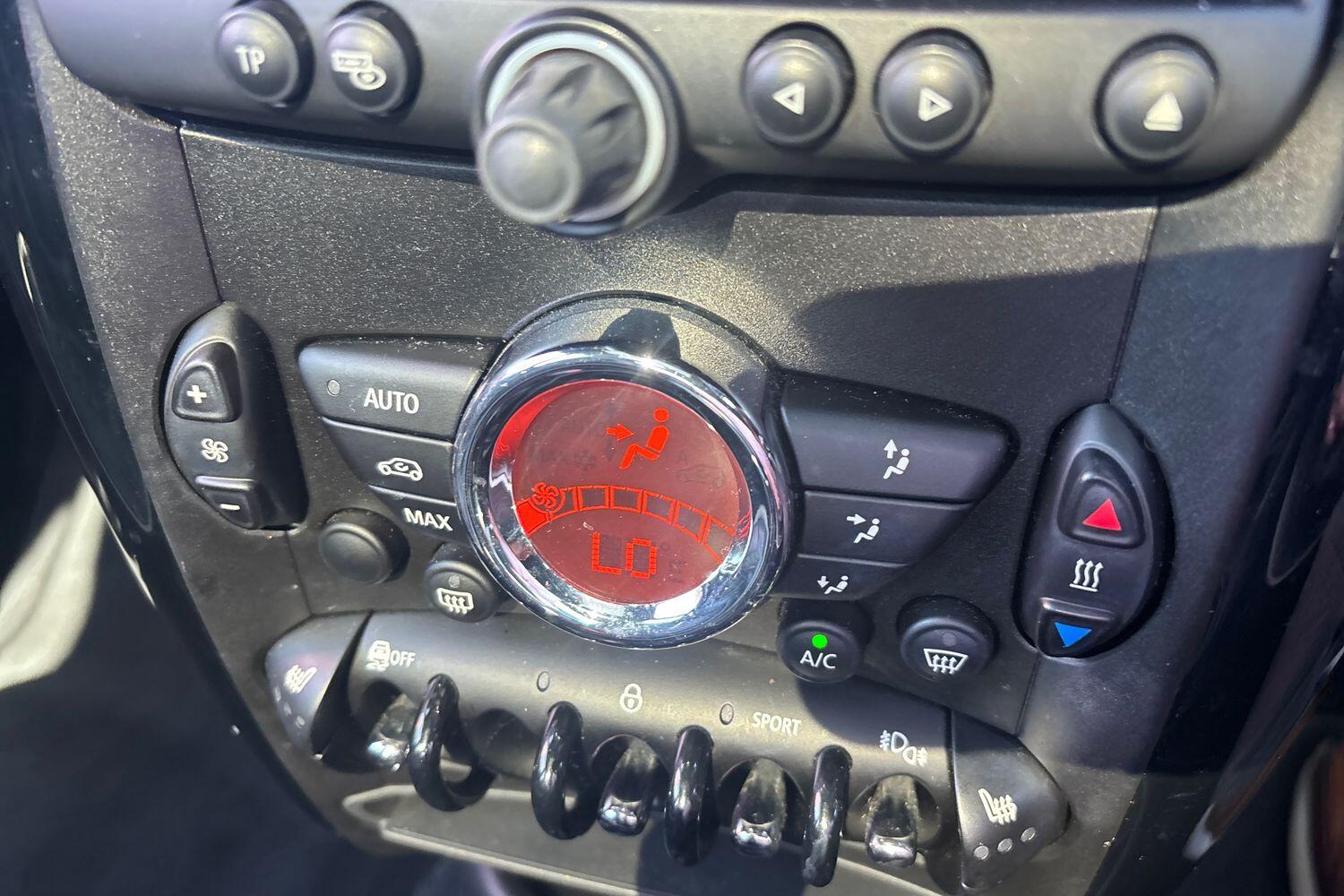 Used MINI Countryman 2016 for sale - 77941861: Photo 18