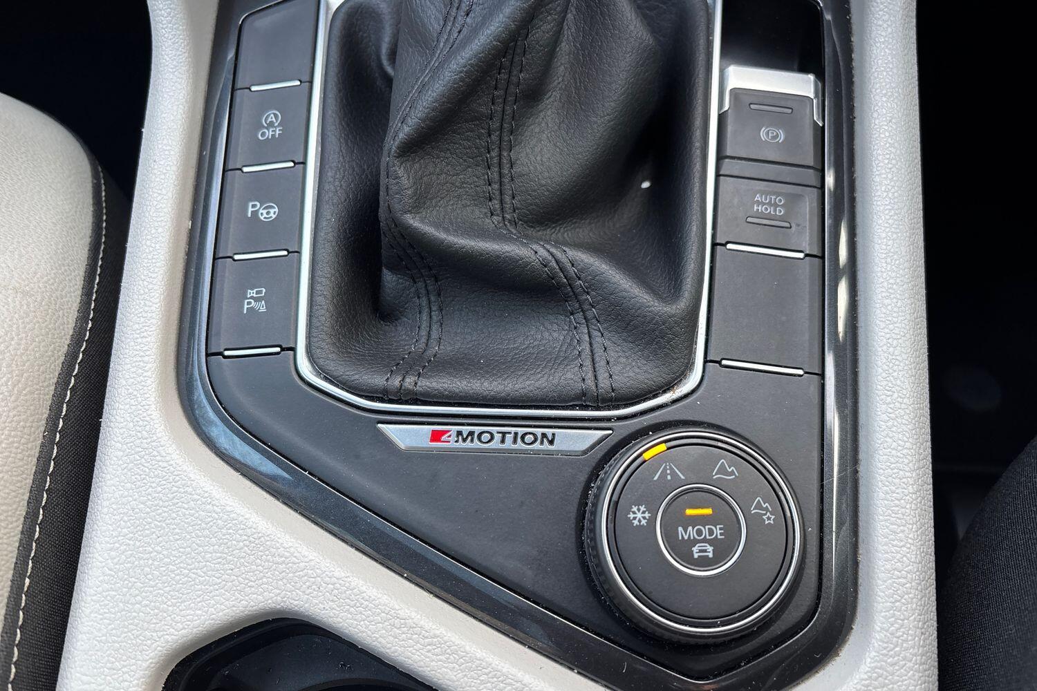 Used Volkswagen Tiguan 2021 for sale - 76674204: Photo 12