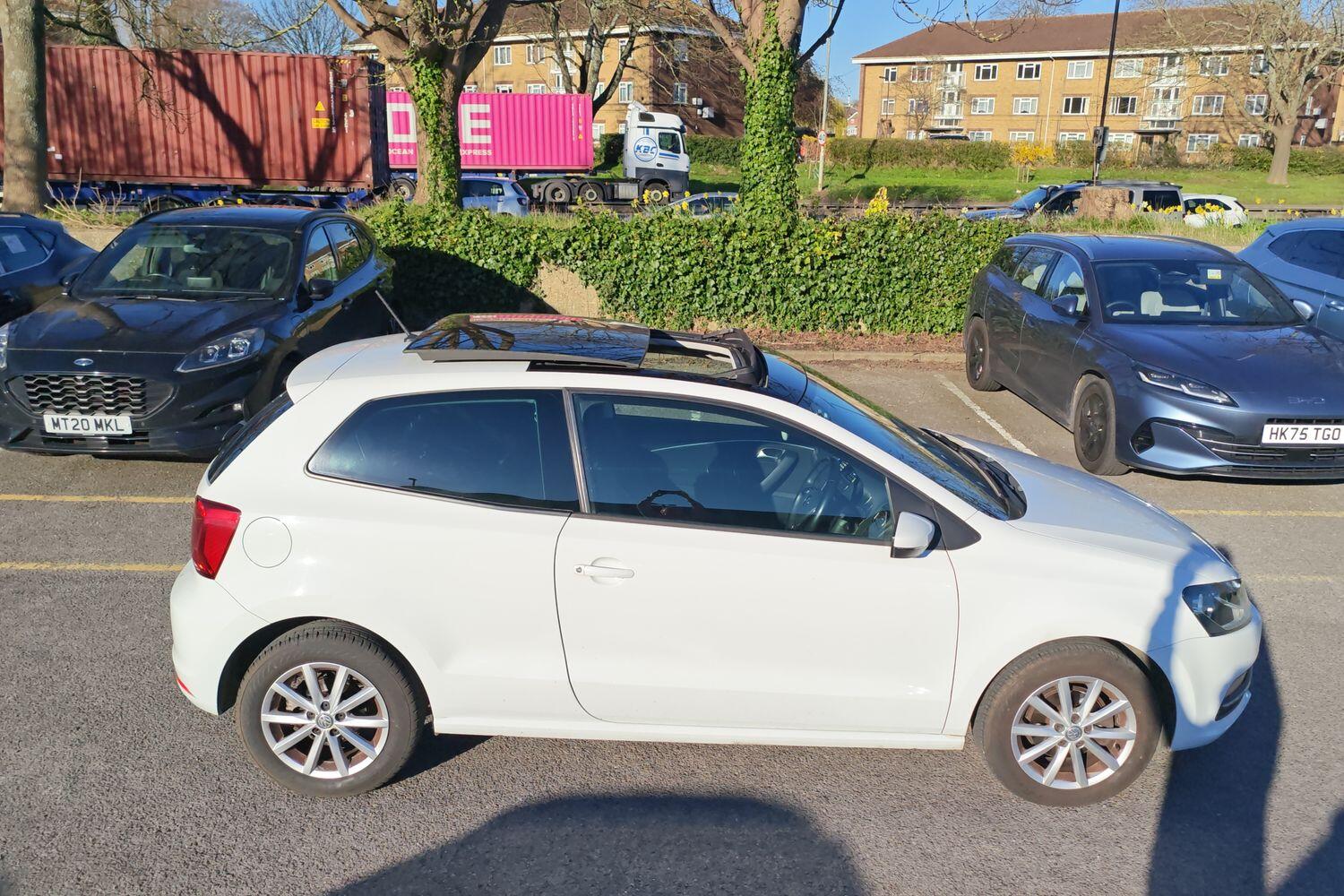 Used Volkswagen Polo 2016 for sale - 77941943: Photo 11