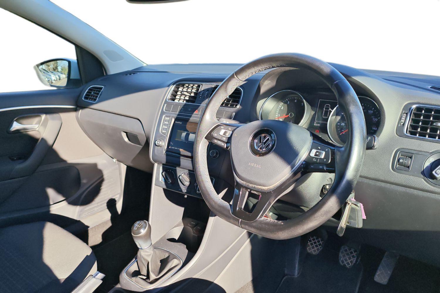 Used Volkswagen Polo 2016 for sale - 77941943: Photo 14