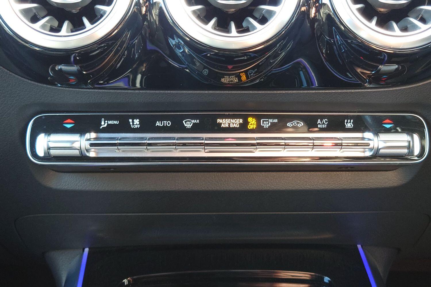 Used Mercedes-Benz GLA 2022 for sale - 76675321: Photo 11