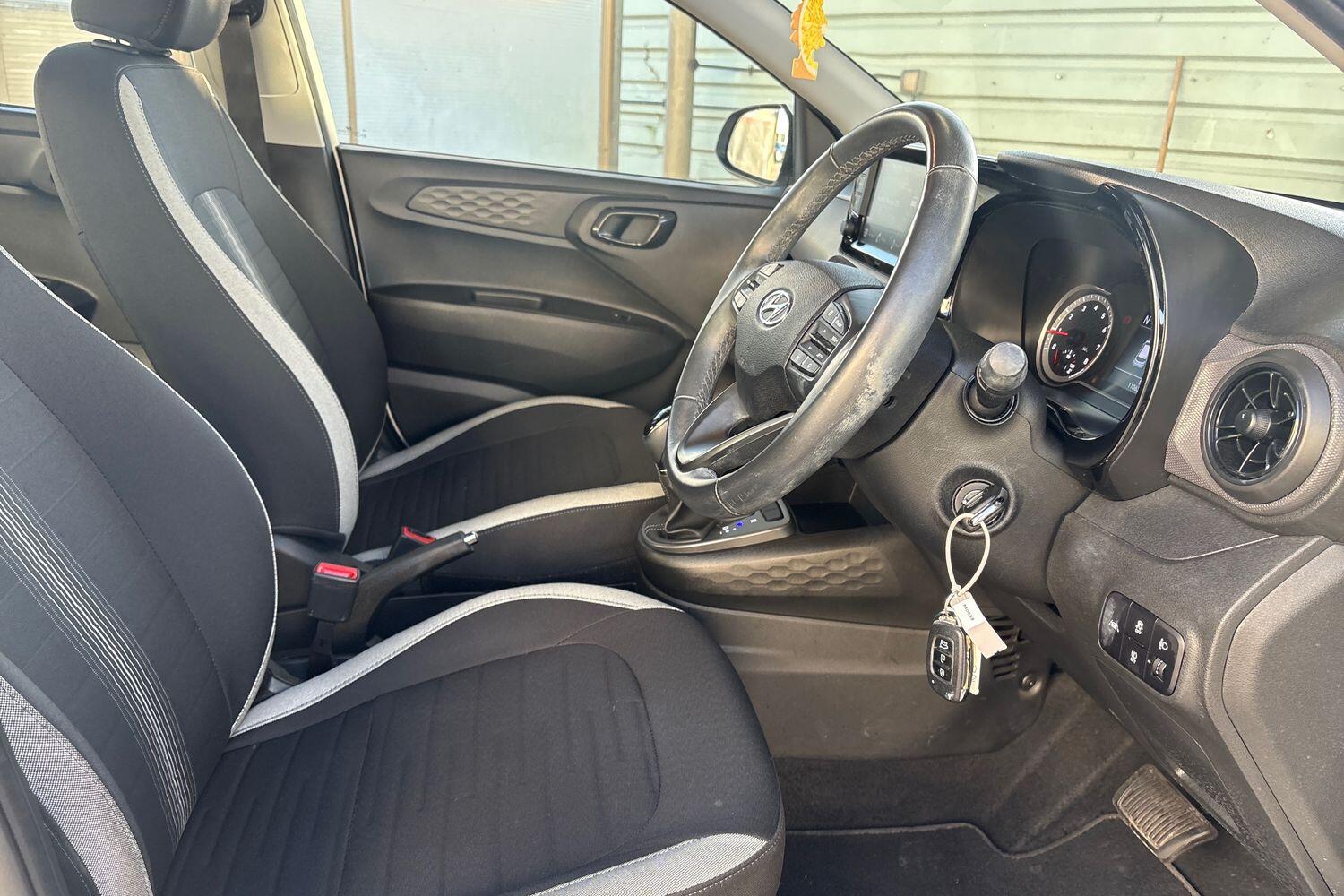 Used Hyundai i10 2022 for sale - 77921523: Photo 12