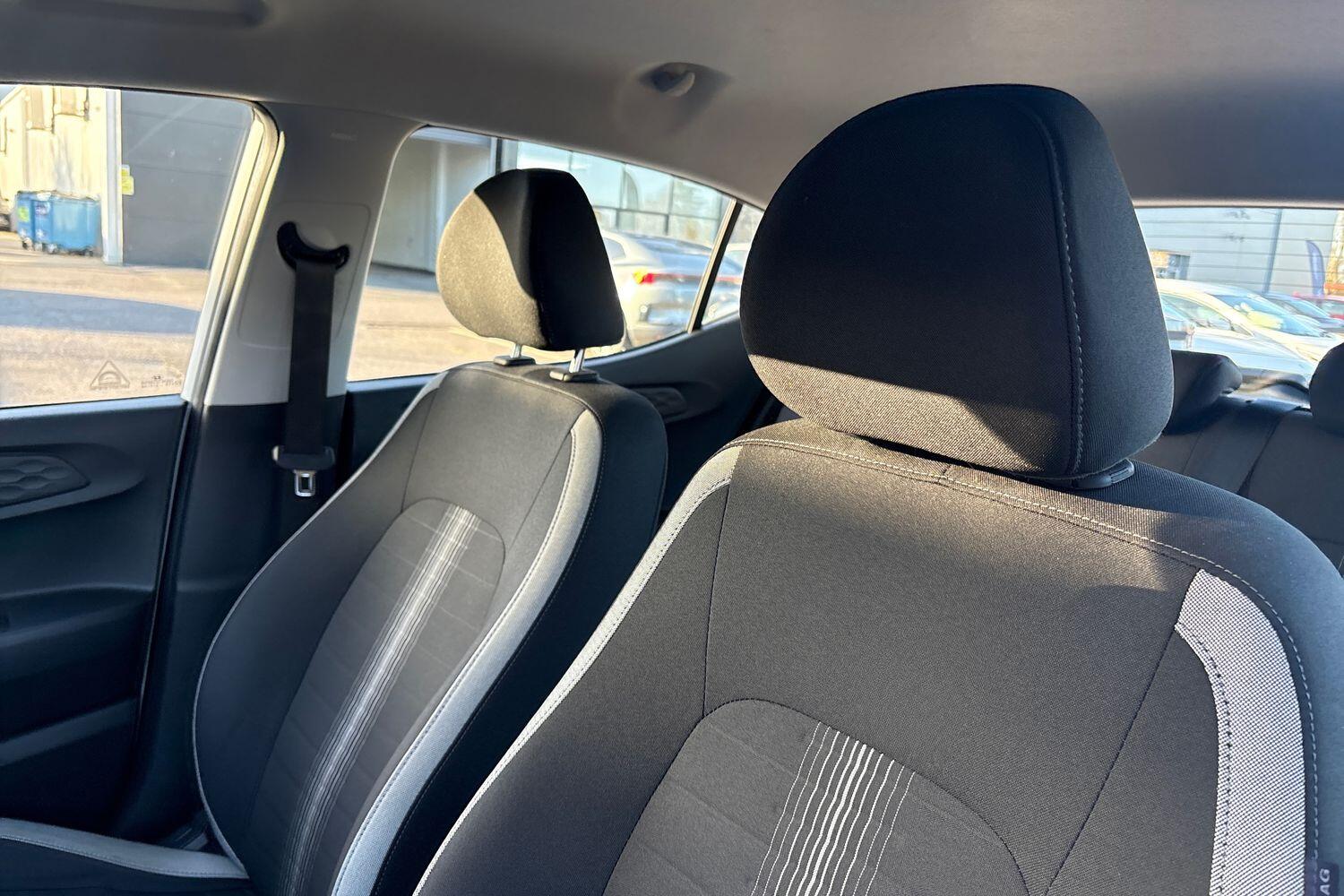 Used Hyundai i10 2022 for sale - 77921523: Photo 16