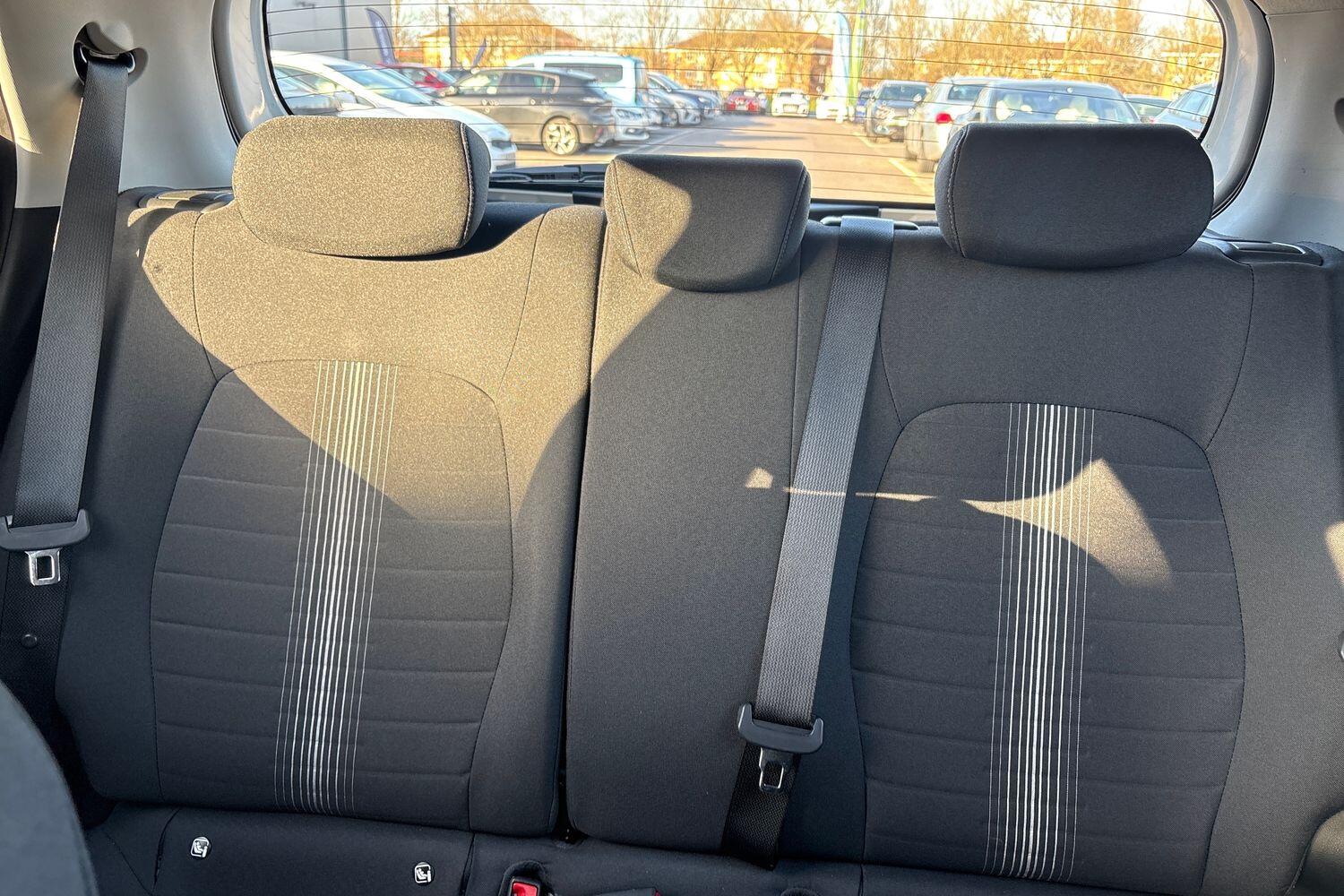 Used Hyundai i10 2022 for sale - 77921523: Photo 17