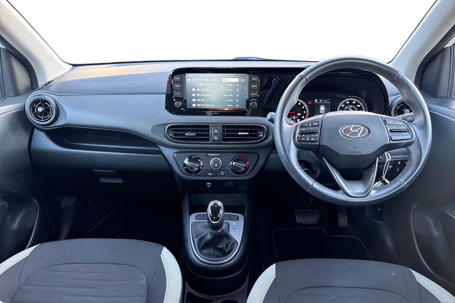 Used Hyundai i10 2022 for sale - 77921523: Photo 9