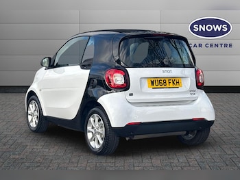Used smart fortwo 2018 for sale - 76908547: Photo