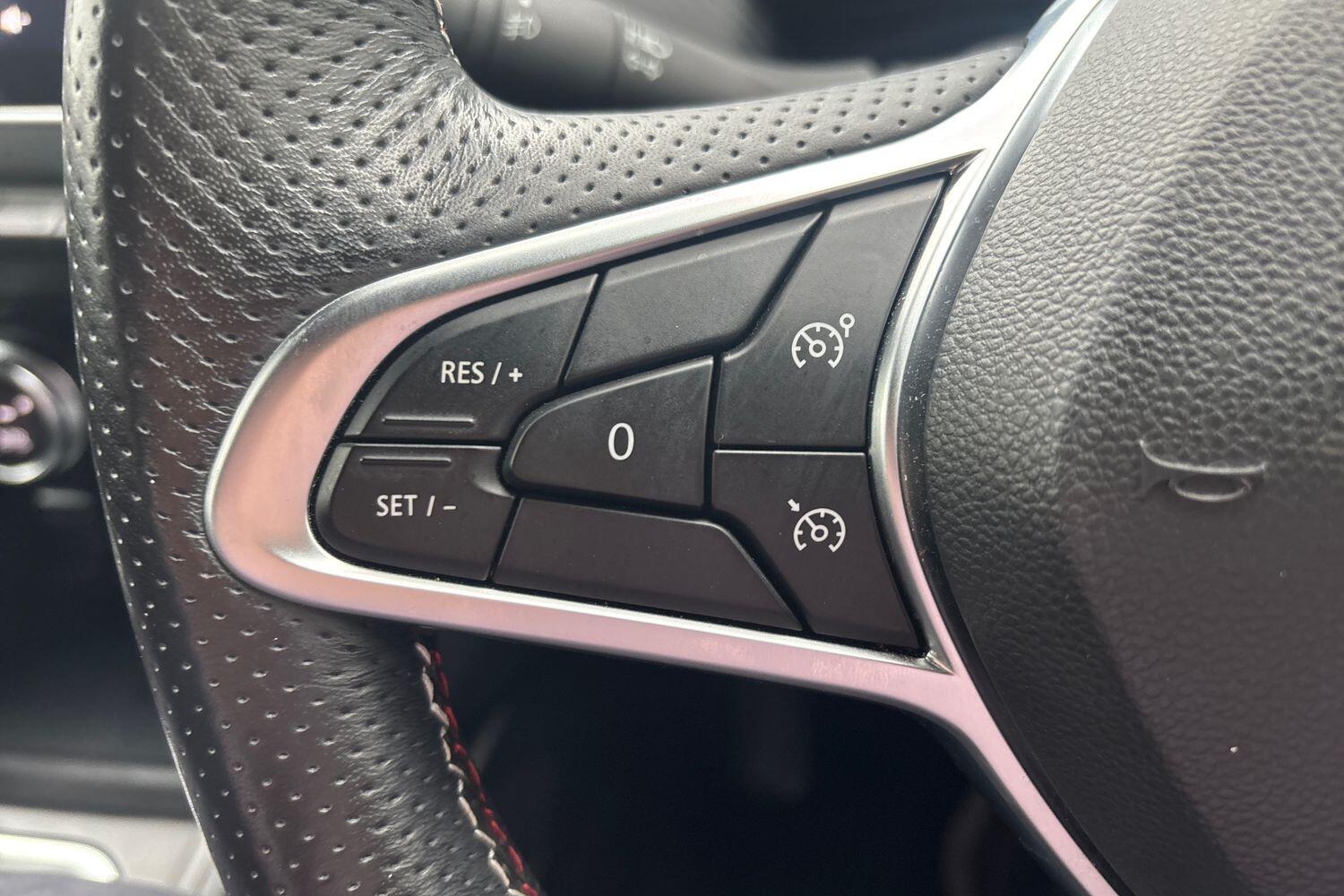 Used Renault Clio 2021 for sale - 78183339: Photo 16