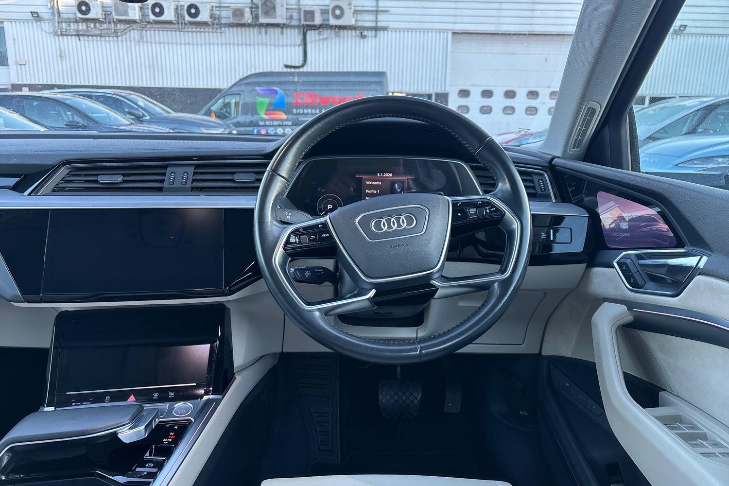 Used Audi e-tron 2020 for sale - 77110393: Photo 9