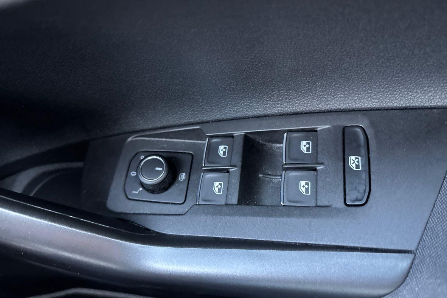 Used Volkswagen Polo 2018 for sale - 76782461: Photo 23