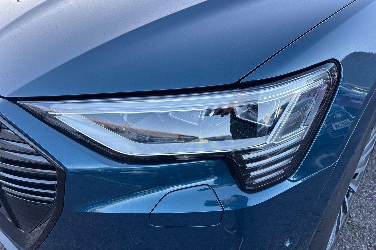 Used Audi e-tron 2020 for sale - 77354315: Photo 16