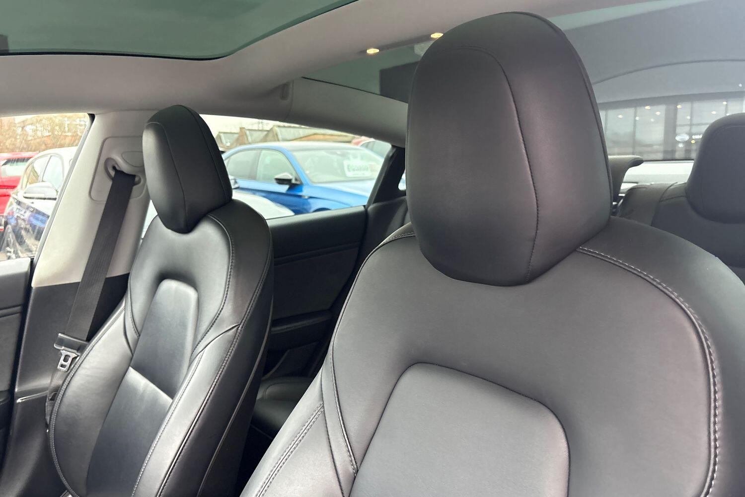 Used Tesla Model 3 2019 for sale - 77205182: Photo 14