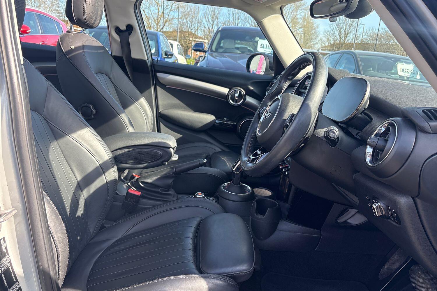 Used MINI Hatch 2020 for sale - 77977271: Photo 15