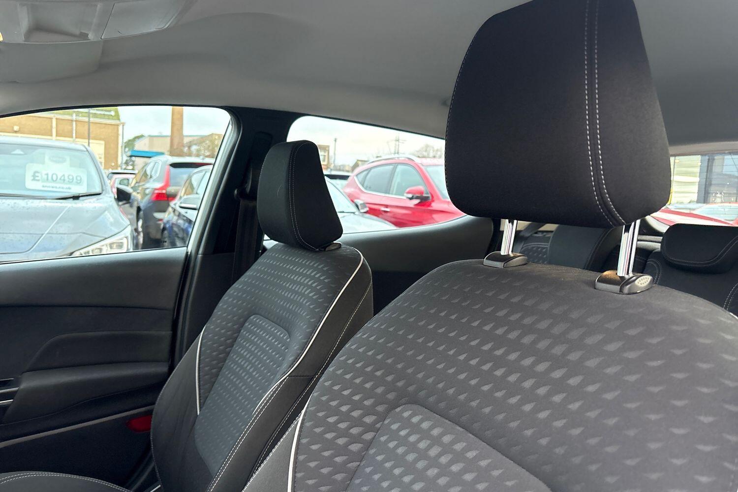 Used Ford Fiesta 2018 for sale - 77177859: Photo 15