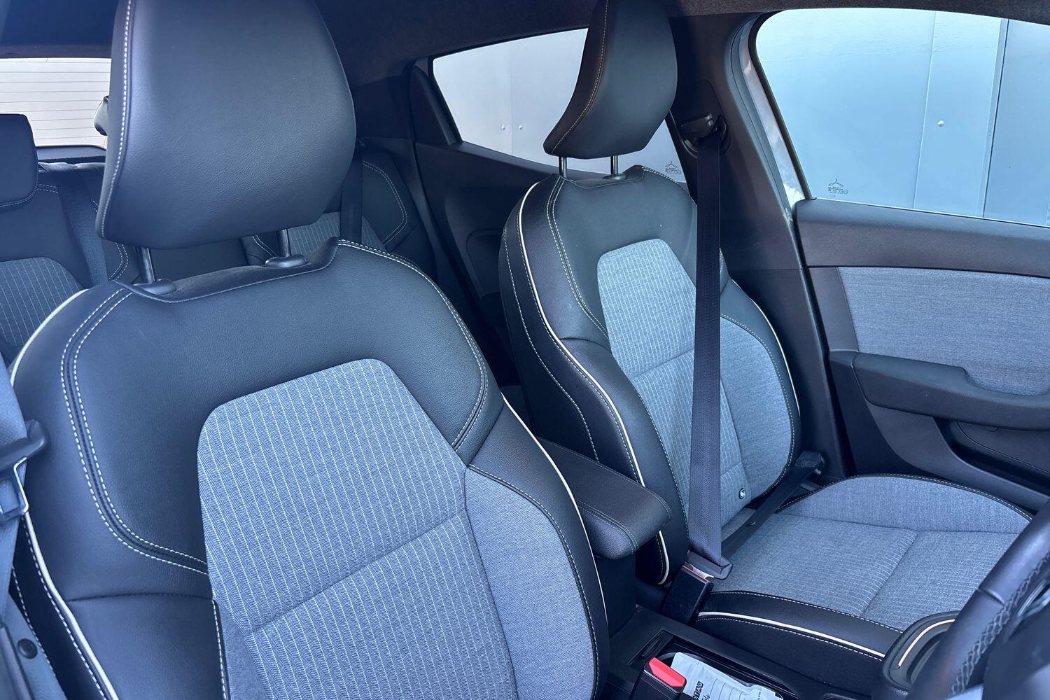 Used Renault Clio 2024 for sale - 77938371: Photo 12