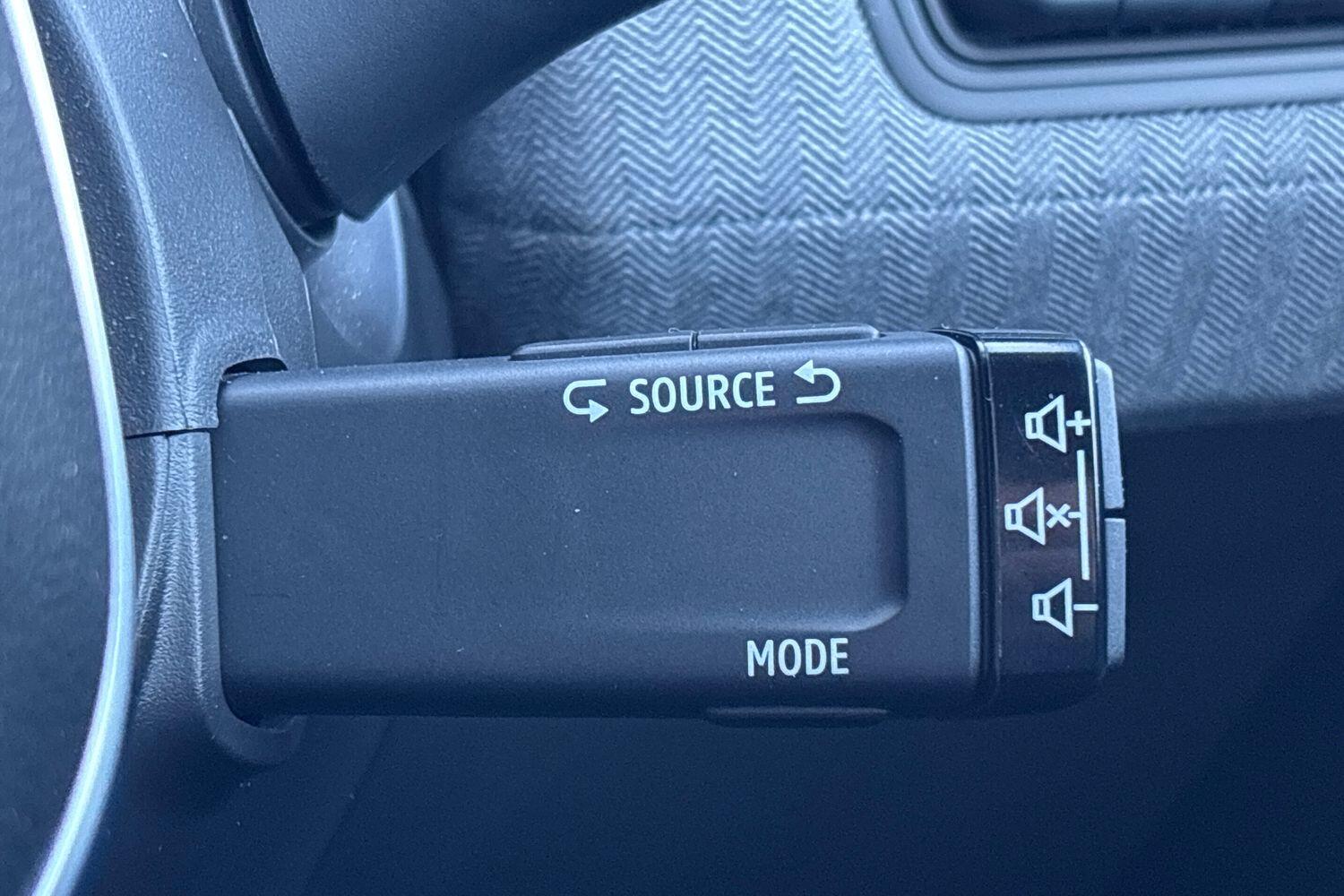 Used Renault Clio 2024 for sale - 77938371: Photo 25