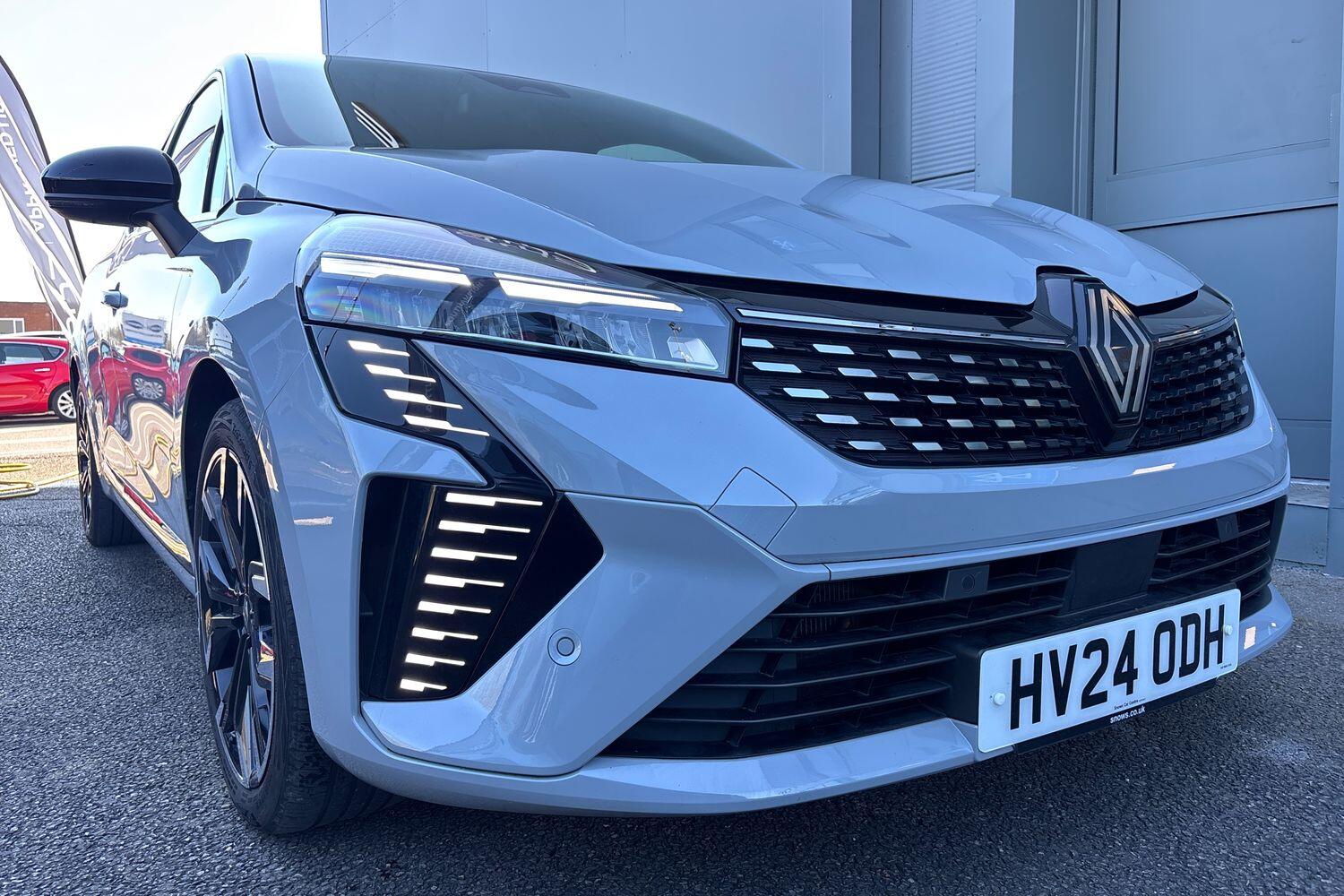 Used Renault Clio 2024 for sale - 77938371: Photo 5