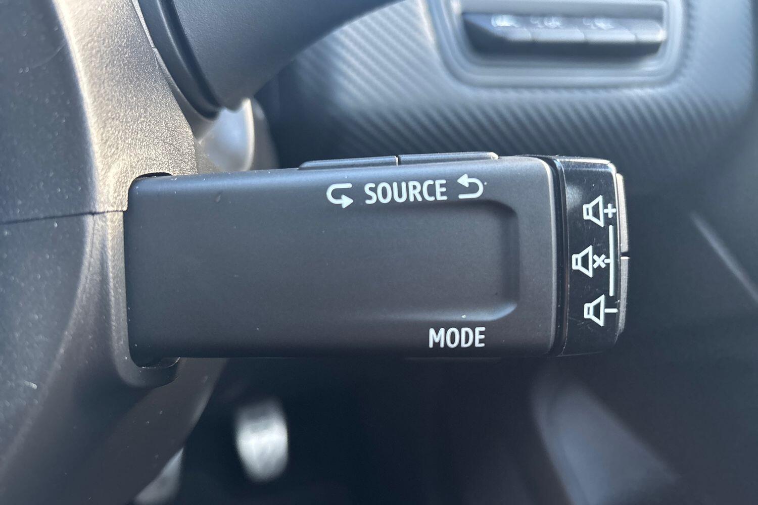 Used Renault Clio 2021 for sale - 76908522: Photo 22