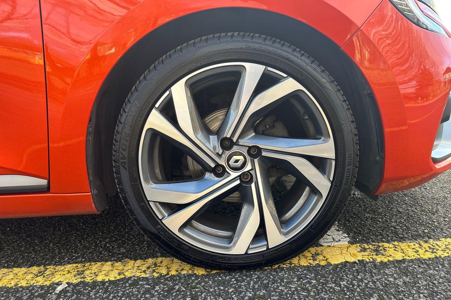 Used Renault Clio 2021 for sale - 76908522: Photo 25