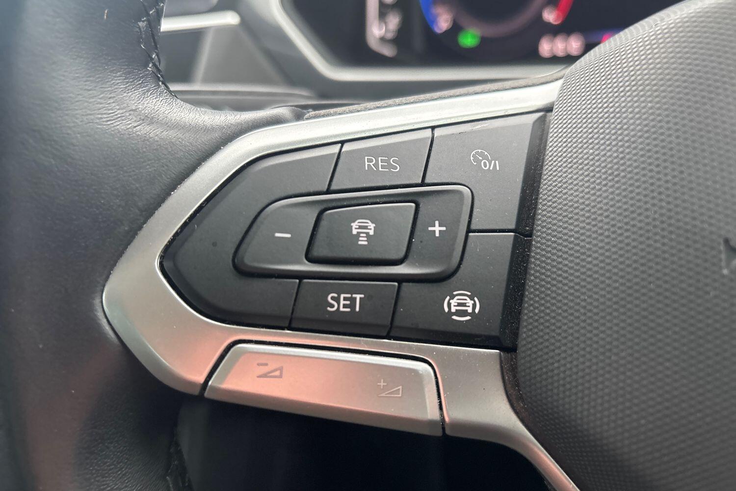 Used Volkswagen Tiguan 2021 for sale - 77218401: Photo 12