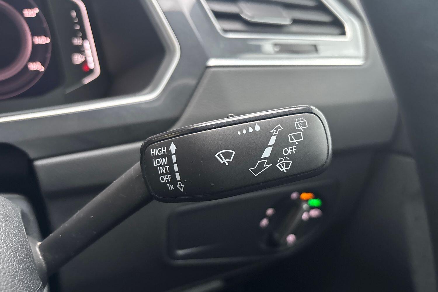 Used Volkswagen Tiguan 2021 for sale - 77218401: Photo 16