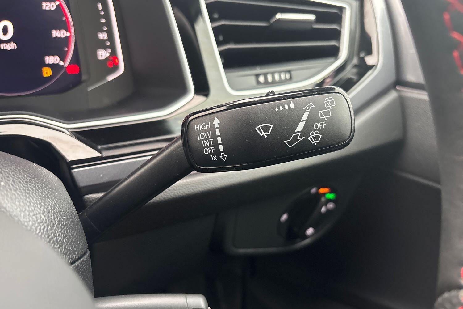 Used Volkswagen Polo 2024 for sale - 77205230: Photo 16