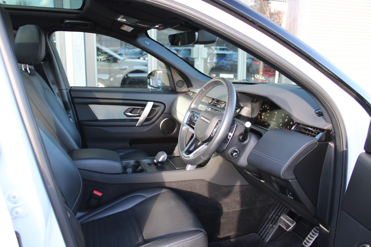 Used Land Rover Discovery Sport 2023 for sale - 76632709: Photo 10