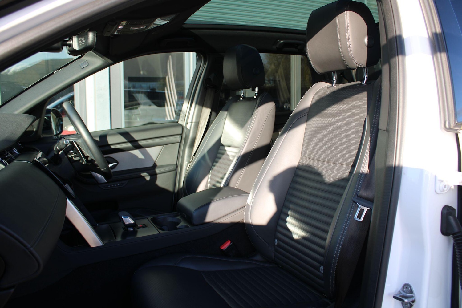 Used Land Rover Discovery Sport 2023 for sale - 76632709: Photo 14