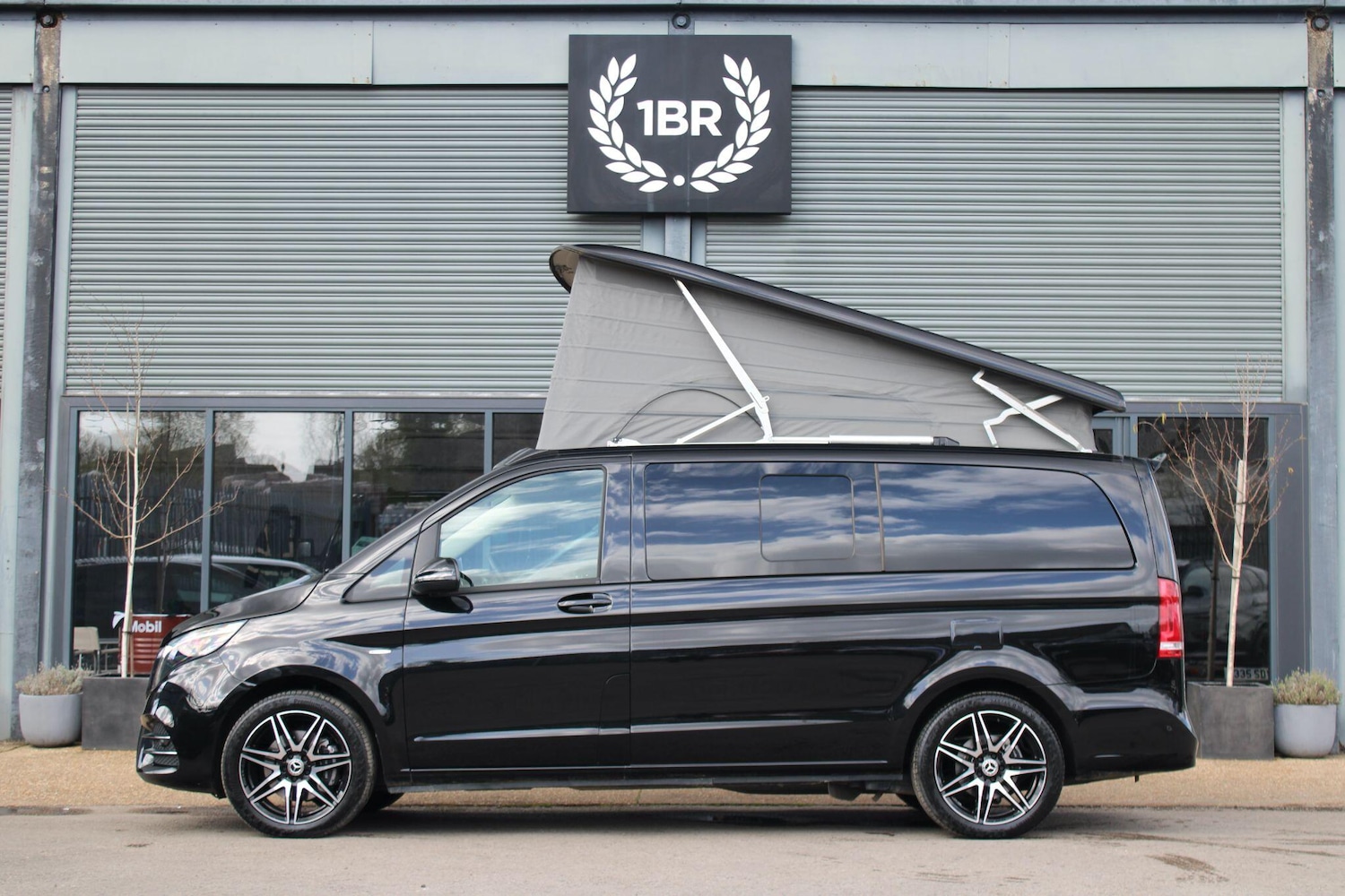 Used Mercedes-Benz V-Class 2023 for sale - 78072182: Photo 8