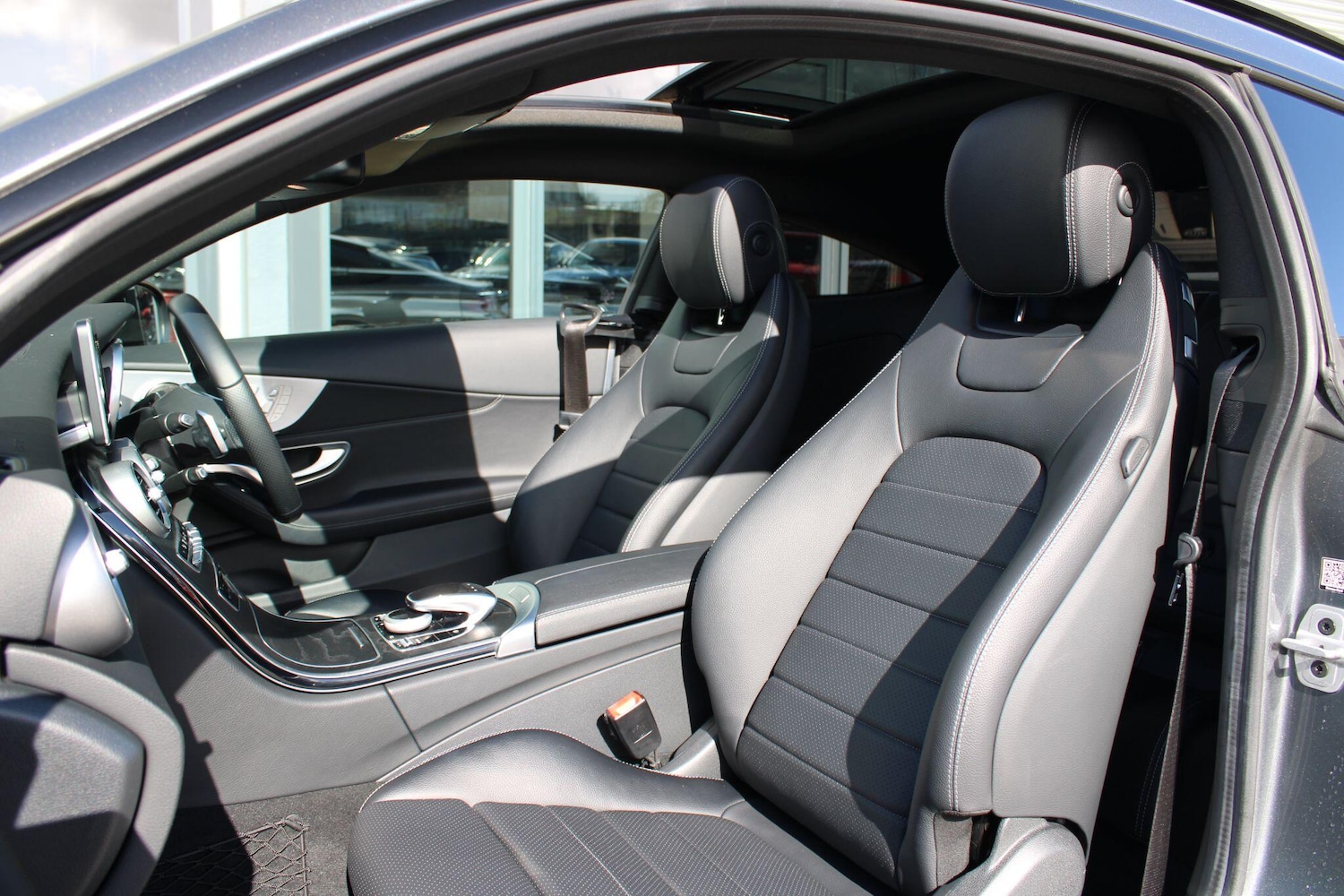 Used Mercedes-Benz C Class 2017 for sale - 77993608: Photo 14