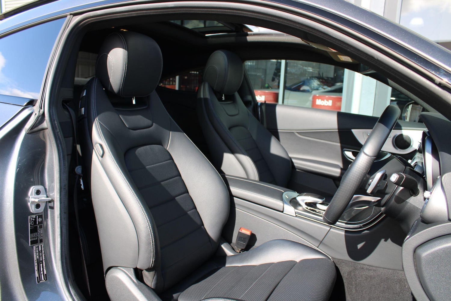 Used Mercedes-Benz C Class 2017 for sale - 77993608: Photo 3