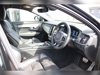 Used Volvo V90 2022 for sale - 77993359: Photo