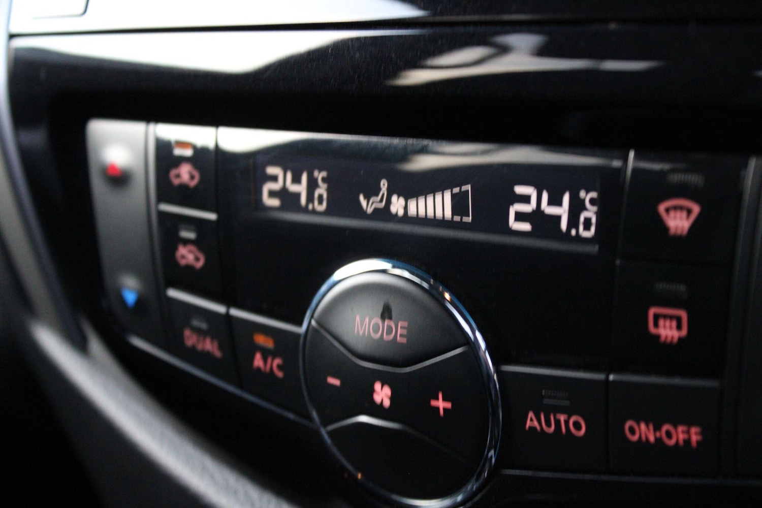 Used Nissan Navara 2017 for sale - 76645487: Photo 26