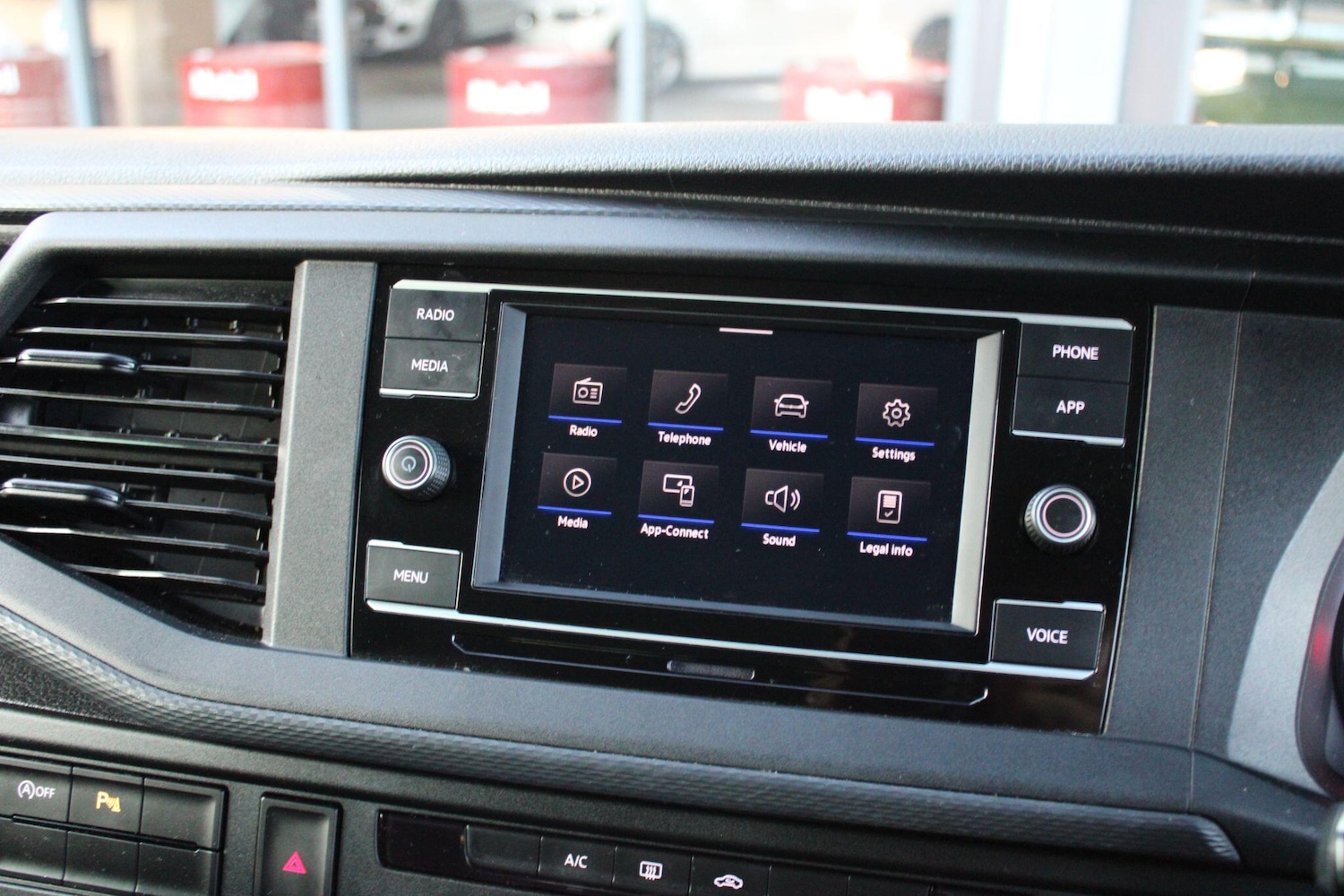 Used Volkswagen Transporter for sale - 77016637: Photo 19