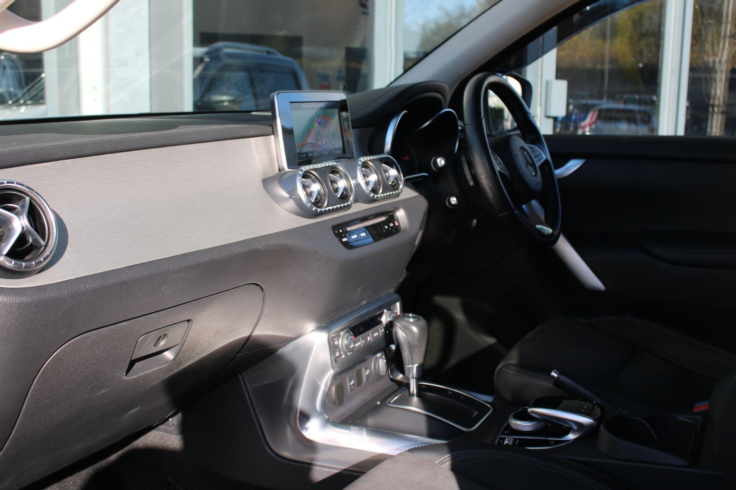 Used Mercedes-Benz X Class 2020 for sale - 76610210: Photo 11