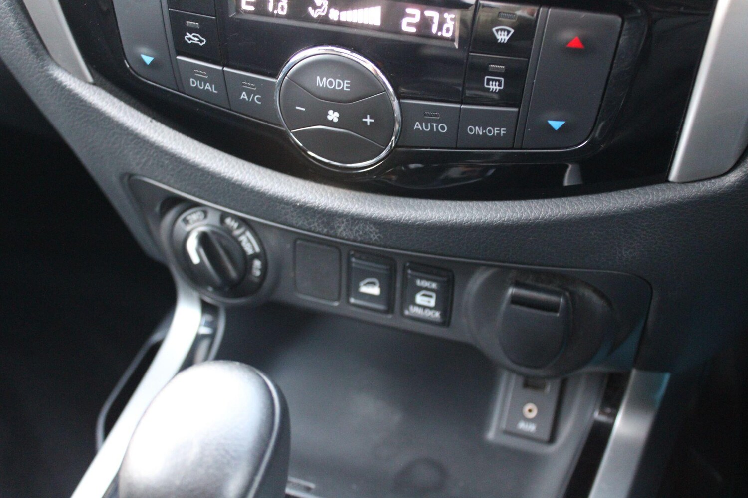 Used Nissan Navara 2019 for sale - 76610205: Photo 18