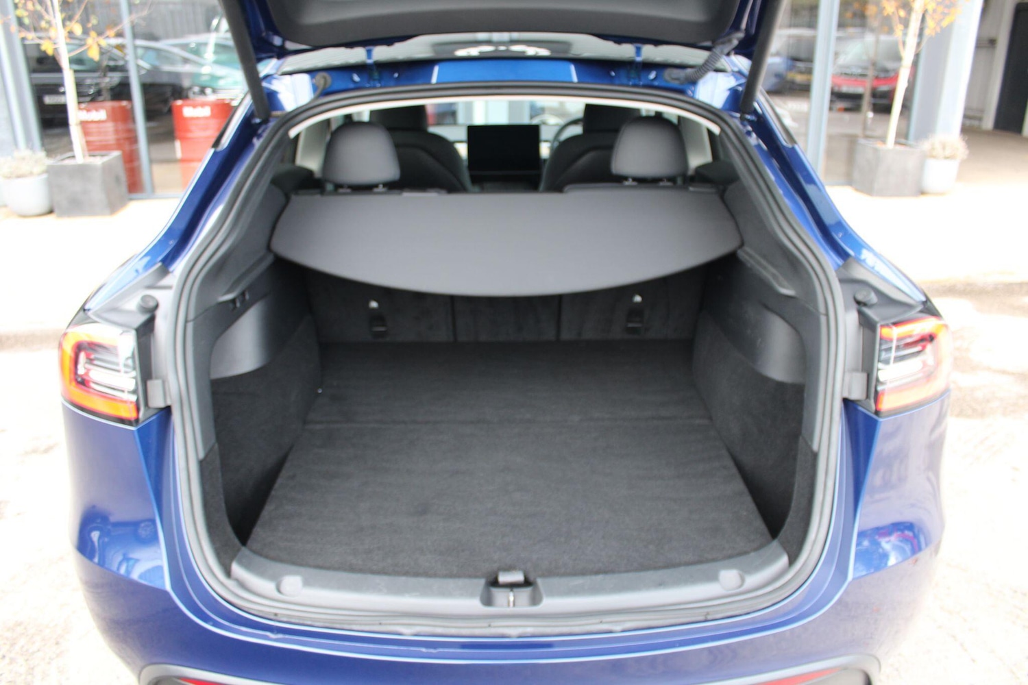 Used Tesla Model Y 2023 for sale - 76610198: Photo 34