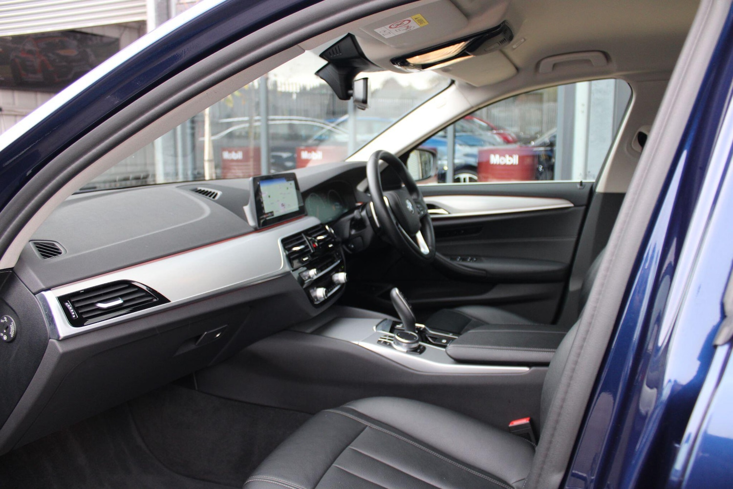 Used BMW 5 Series 2018 for sale - 76610197: Photo 12