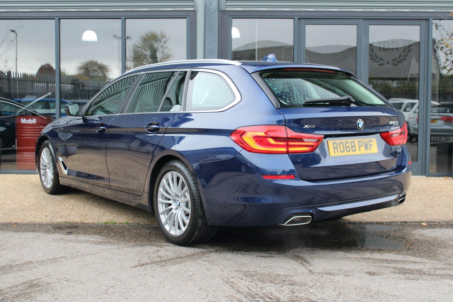Used BMW 5 Series 2018 for sale - 76610197: Photo 2