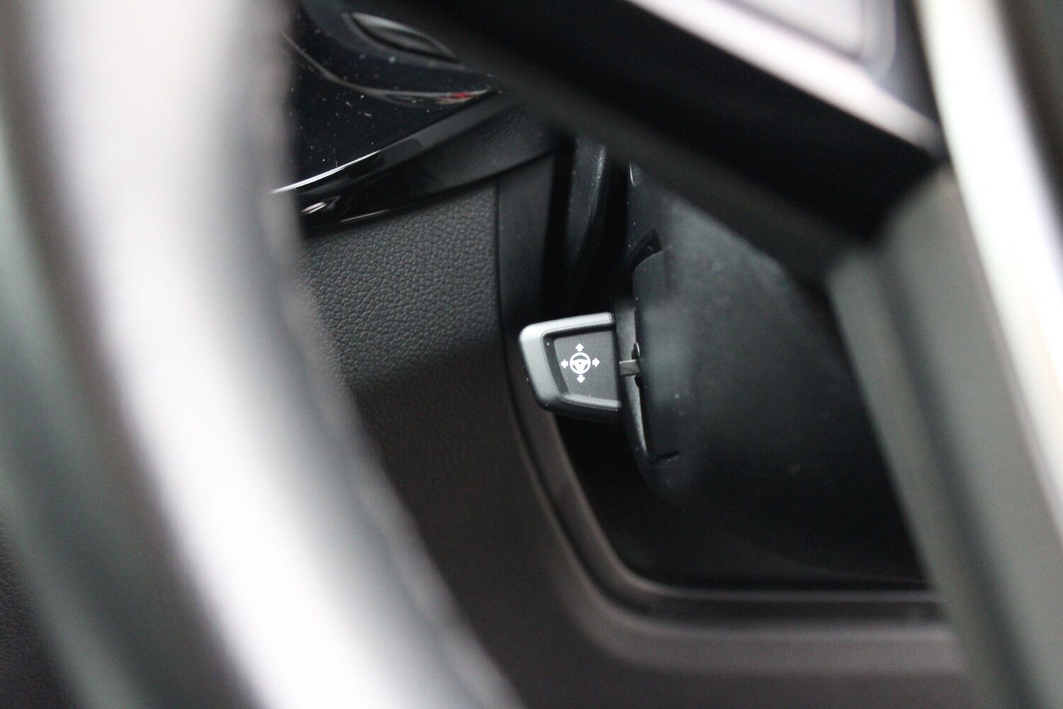 Used BMW 5 Series 2018 for sale - 76610197: Photo 27