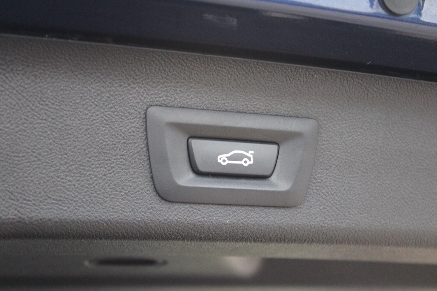 Used BMW 5 Series 2018 for sale - 76610197: Photo 38