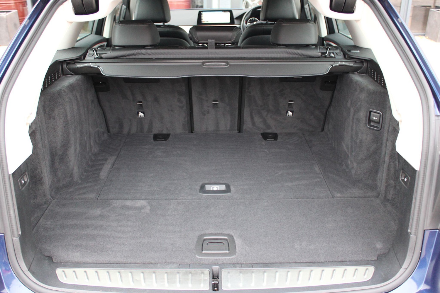 Used BMW 5 Series 2018 for sale - 76610197: Photo 39